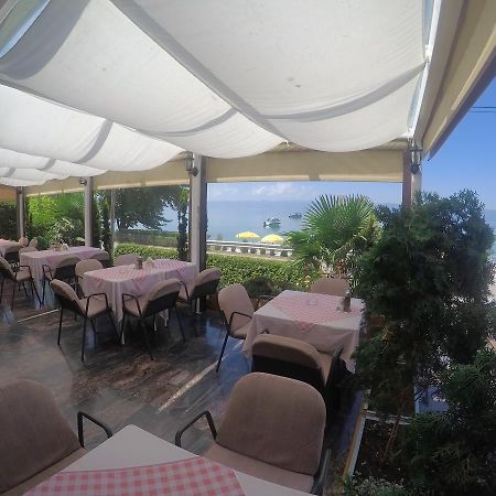 Hotel Dva Bisera Лагадін Екстер'єр фото