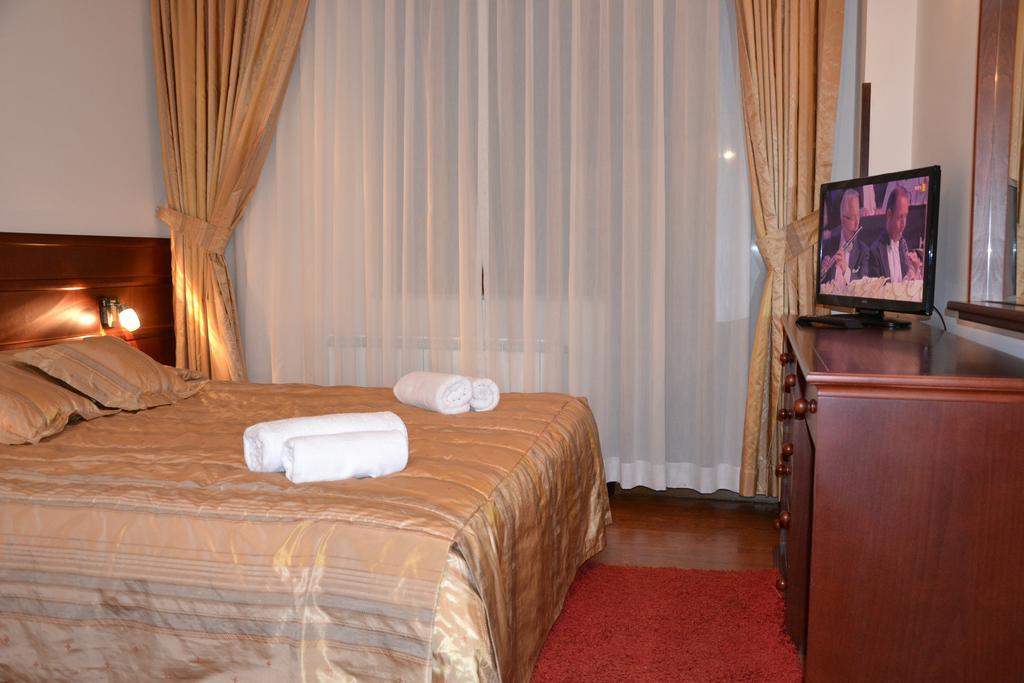 Hotel Dva Bisera Лагадін Екстер'єр фото