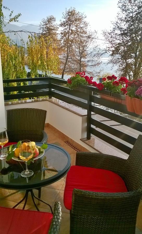 Hotel Dva Bisera Лагадін Екстер'єр фото