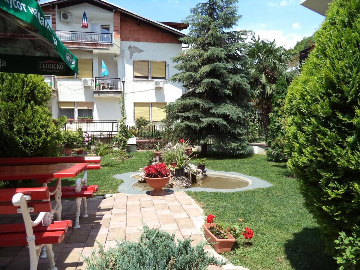 Hotel Dva Bisera Лагадін Номер фото