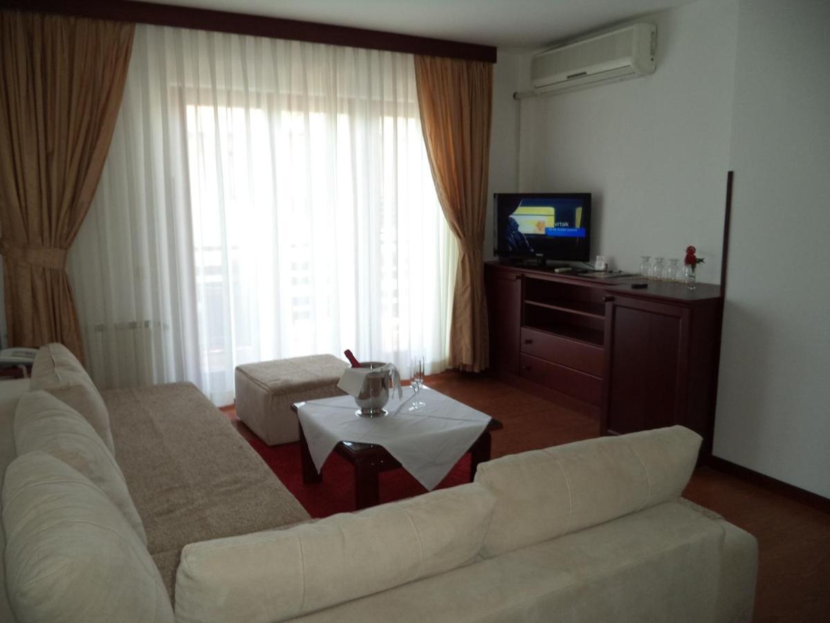 Hotel Dva Bisera Лагадін Номер фото